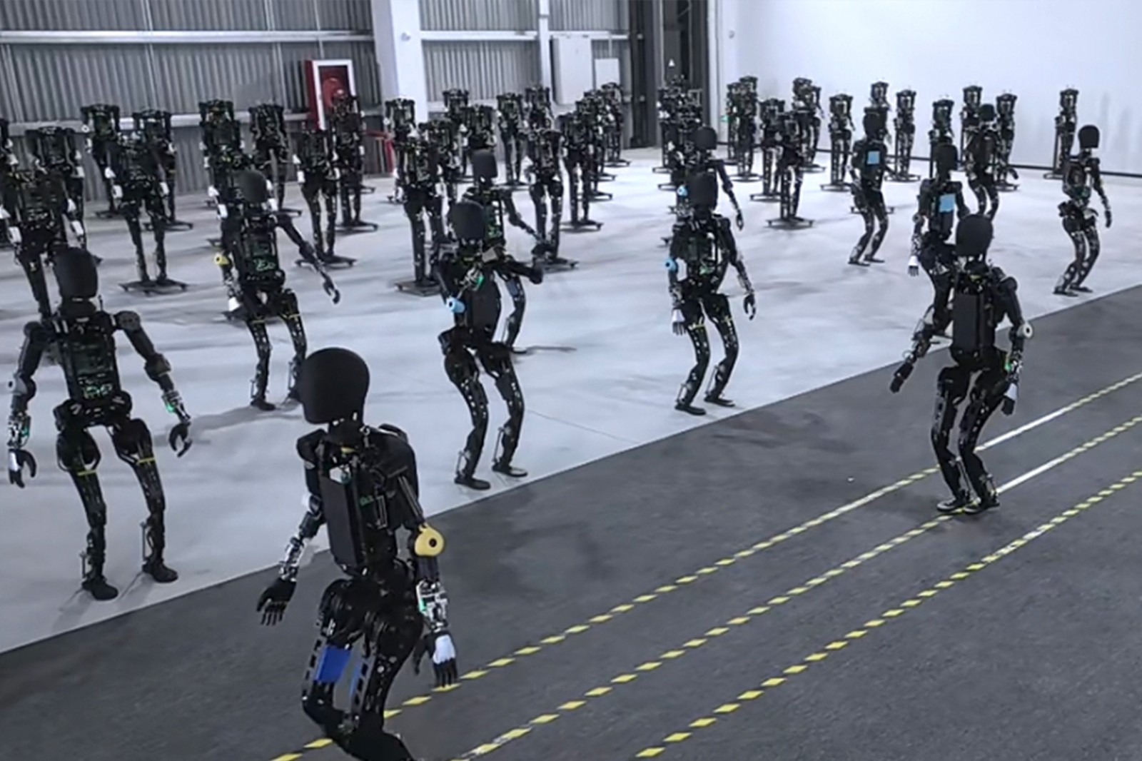 LEwin乐玩开启通用机器人商用量产